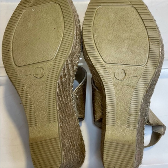 Andre Assous Metallic Platinum Rebecca Espadrille Platform Wedge Sandals - Picture 14 of 14